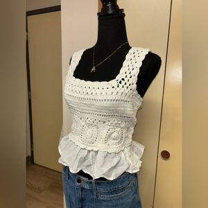 White crochet tank top with frilled hem